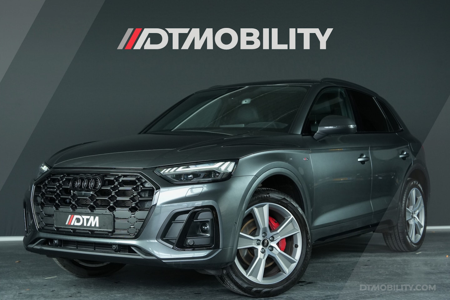 Audi Q5 - 55TFSIe S-Edition Competition | RS Stoelen | Pano | 360 | Trekhaak - AutoWereld.nl
