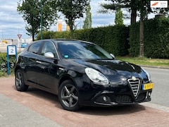 Alfa Romeo Giulietta - 1.4T Progression *Black|LMV