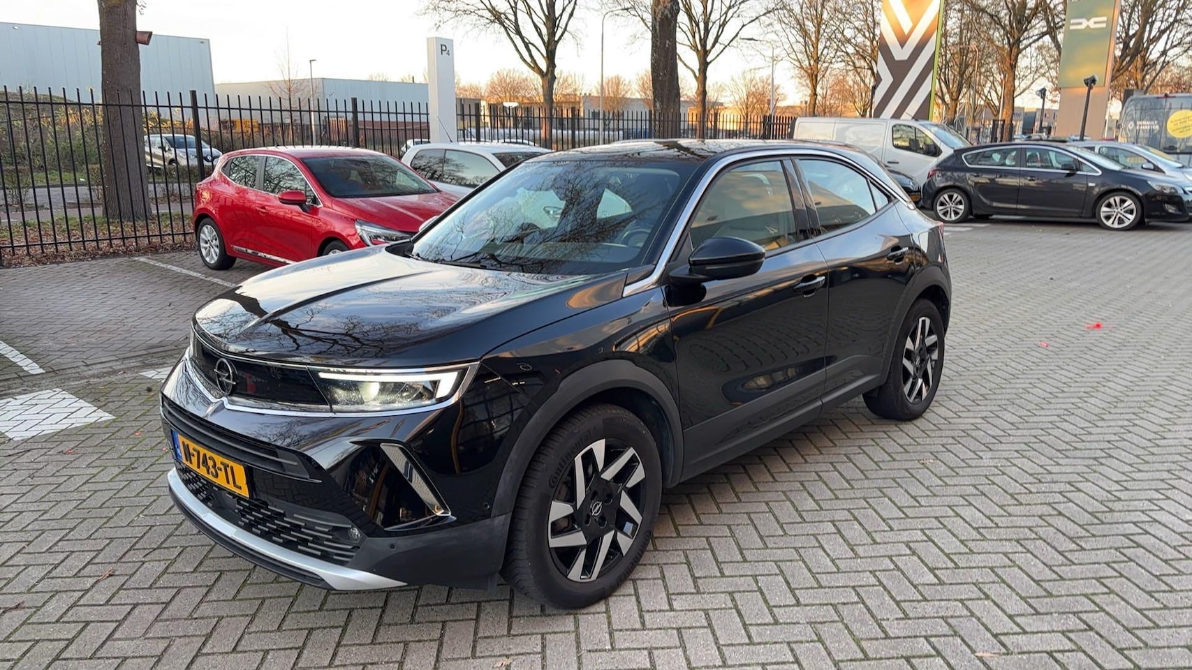 Opel Mokka-e - Business Elegance 50-kWh | Navigatie | Climate control | Cruise control | Stoel/stuurverw. - AutoWereld.nl