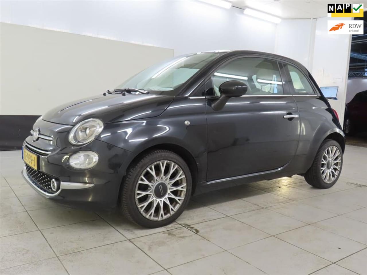 Fiat 500 - 0.9 TwinAir Turbo Collezione Panoramadak Dealer onderhouden 1e eigenaar! - AutoWereld.nl