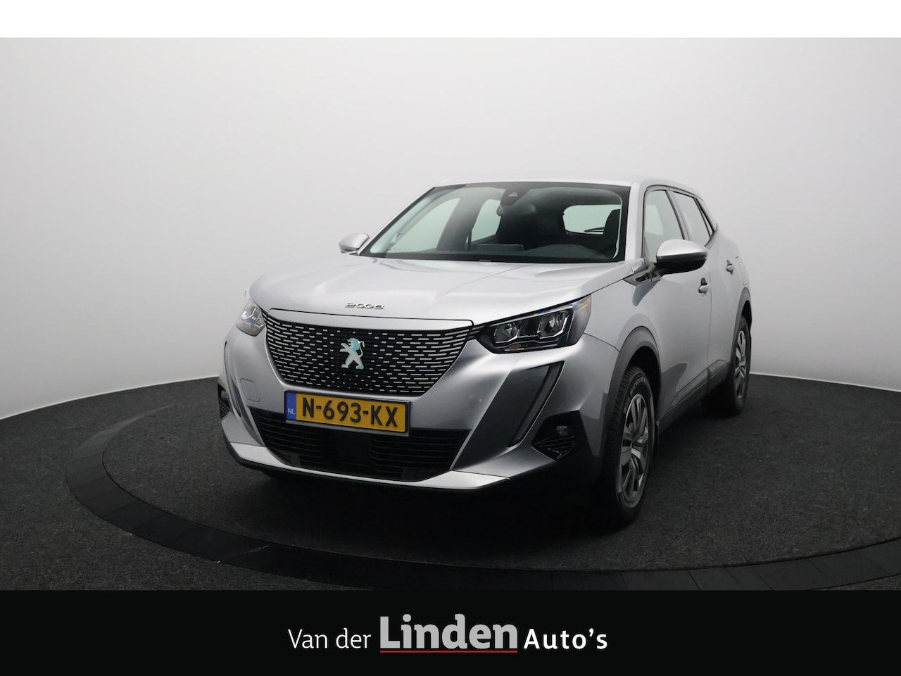 Peugeot e-2008 - EV Blue Lease Active 50 kWh 3-Fase SOH 92,9% | Trekhaak | Navigatie | Camera | Carplay&And - AutoWereld.nl