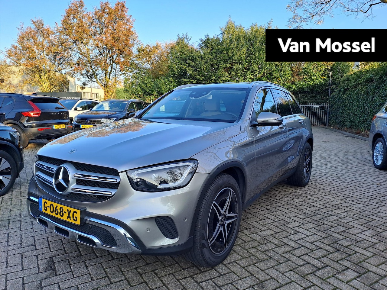 Mercedes-Benz GLC-klasse - 200 Business Solution | LEDER  | VIRTUAL COCKPIT | CAMERA | SFEERVERLICHTING | PARKEERSENS - AutoWereld.nl