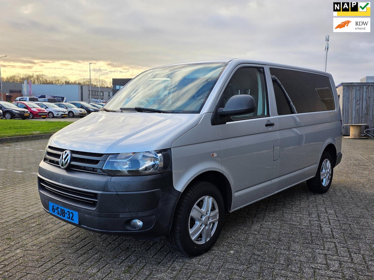 Volkswagen Transporter Kombi - 2.0 TDI L1H1 BM TAXI kenteken - AutoWereld.nl