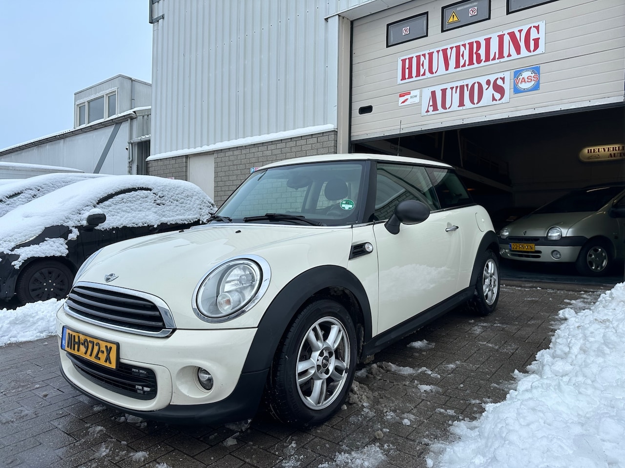 MINI One - Mini 1.6 MINIMALIST Pepper | Cruise | Airco | 6 BAK - AutoWereld.nl