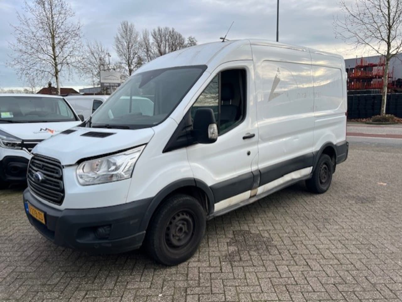 Ford Transit - 350 2.0 TDCI 125KW L2H2 AIRCO KLIMA EURO6 - AutoWereld.nl
