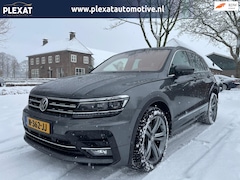 Volkswagen Tiguan - 2.0 TDI 4Motion Highline Business R DSG. | 3x R-Line | Panorama | Adaptieve Cruise | Virtu
