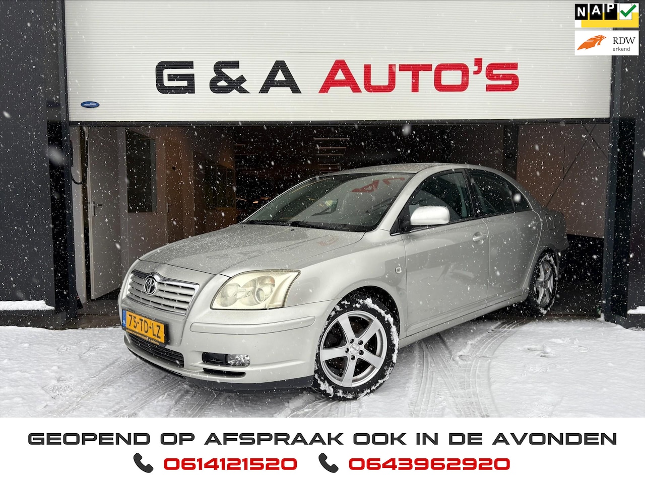 Toyota Avensis - 1.8 / CARPLAY / CAMERA / AC / ELLEKT-PAKKET / TREKHAAK / NAP - AutoWereld.nl