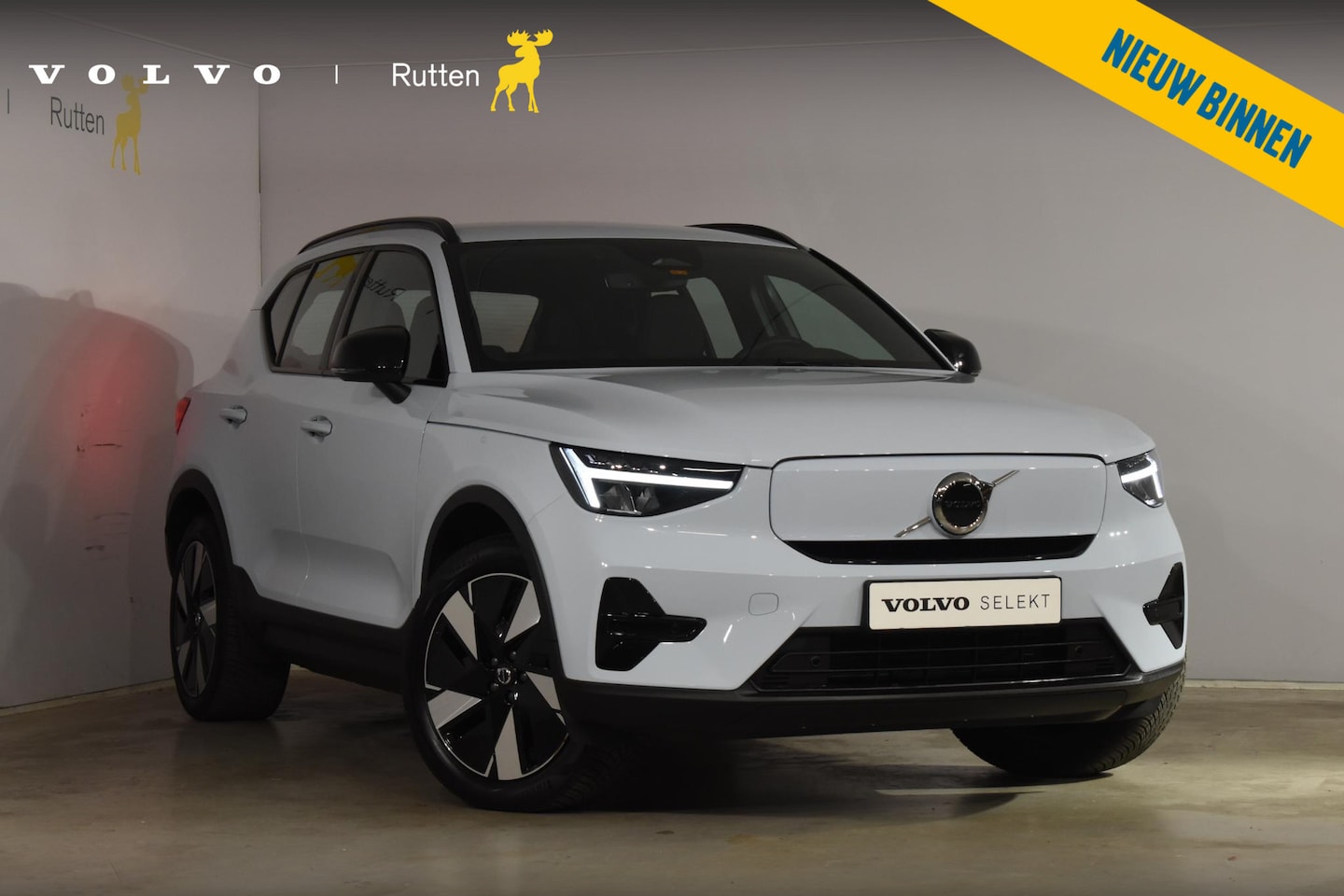 Volvo EX40 - 252PK Single Motor Extended Range Plus 82 kWh Navigatie / Camera / Adaptive Cruise control - AutoWereld.nl