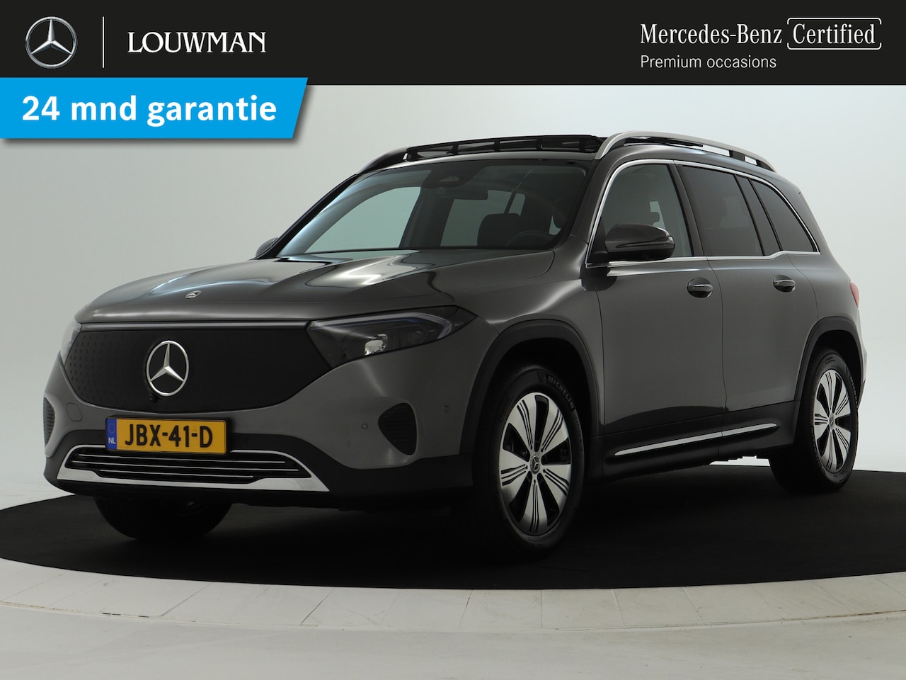 Mercedes-Benz EQB - 300 4-MATIC Luxury Line | Trekhaak af fabriek| Panorama Schuif-Kanteldak | Adaptieve Cruis - AutoWereld.nl