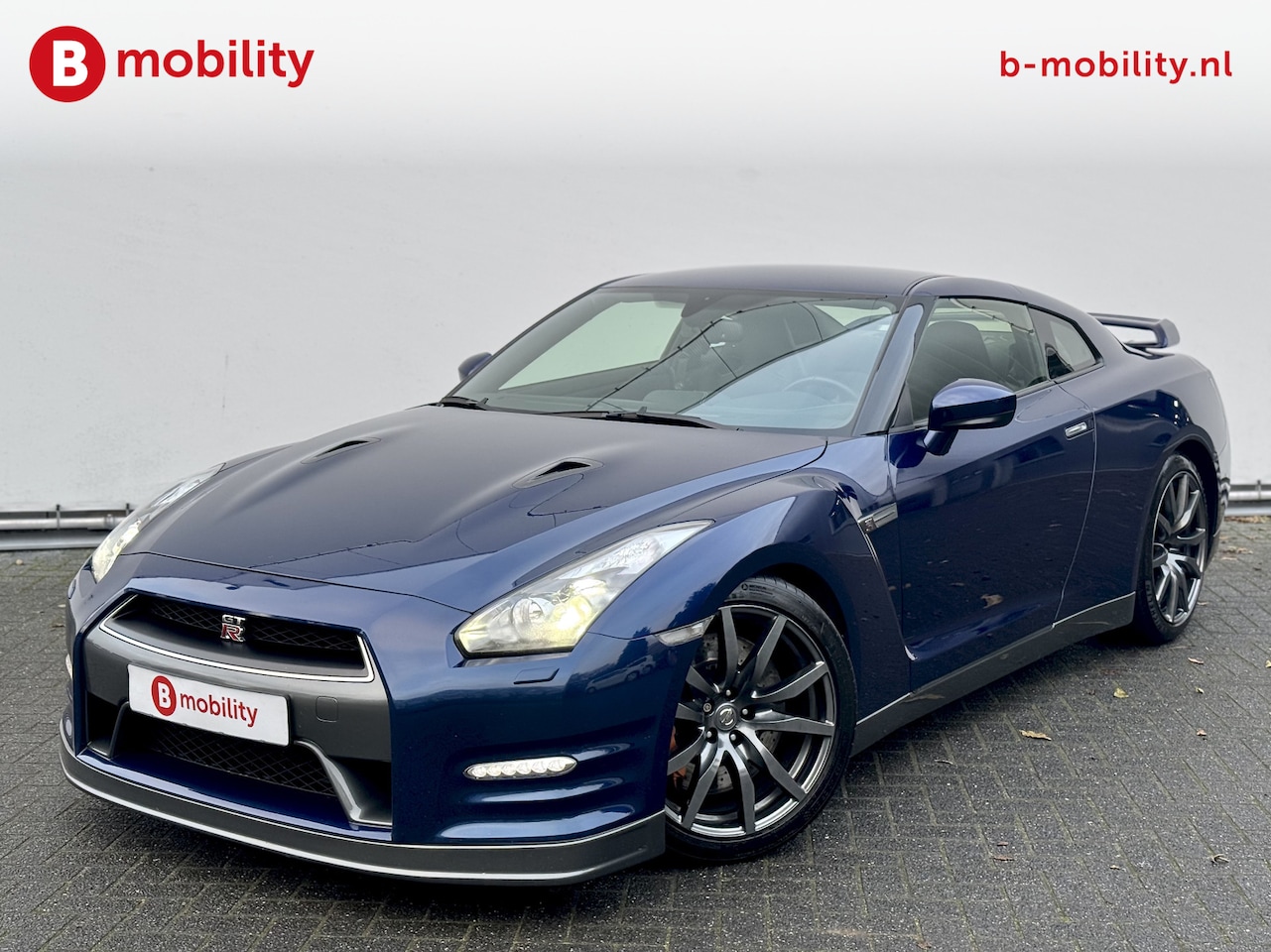 Nissan GT-R - 3.8 V6 Premium Edition 550Pk! Org. NL geleverd Akrapovic | Dealer Auto | Navigatie | Achte - AutoWereld.nl