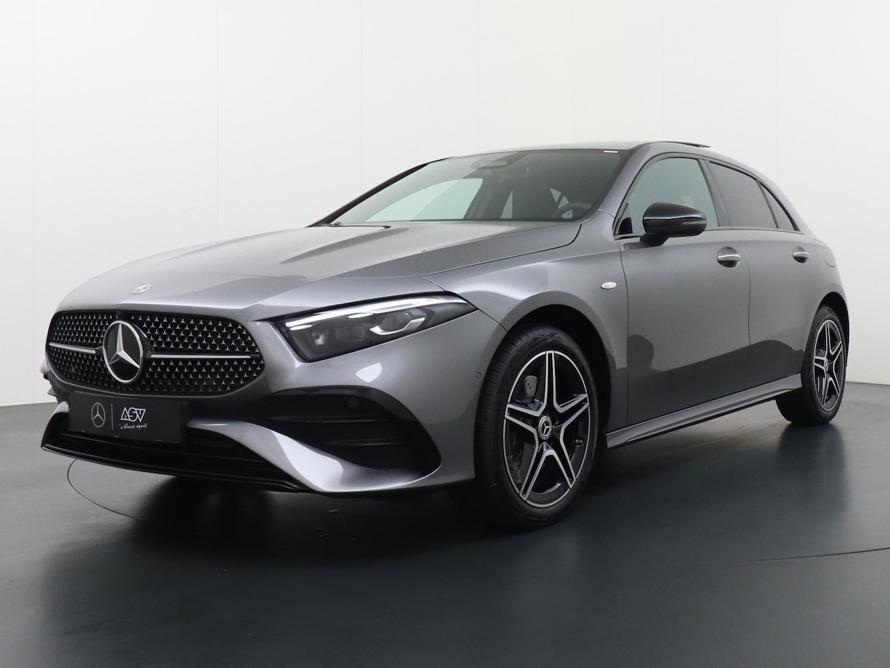 Mercedes-Benz A-klasse - 250 e Business Solution AMG | Panorama - Schuifdak | Multibeam Led | Apple Carplay & Andro - AutoWereld.nl