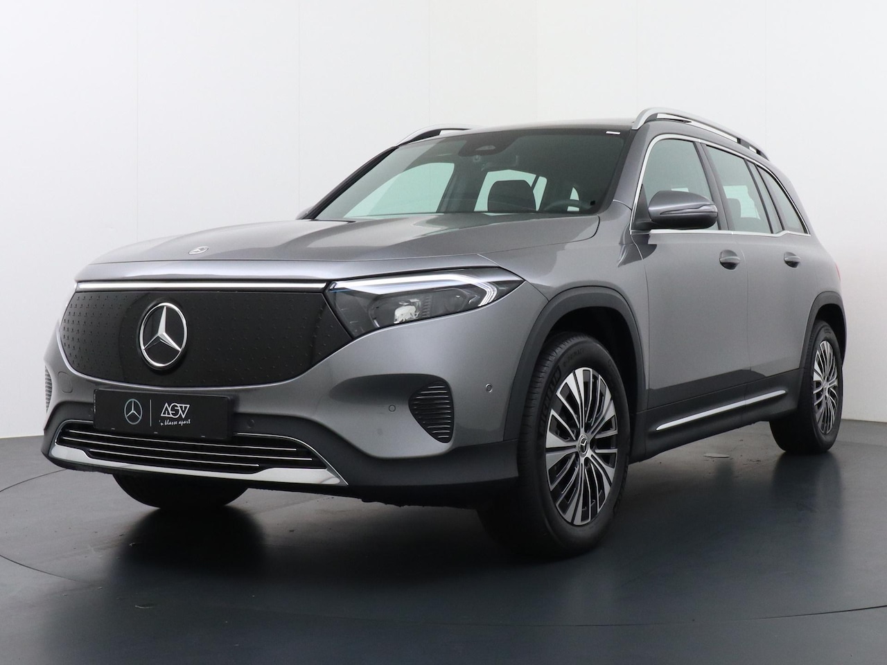 Mercedes-Benz EQB - 250+ Business Solution Luxury 71 kWh Accu | Distronic Cruise Control | Panorama - Schuifda - AutoWereld.nl