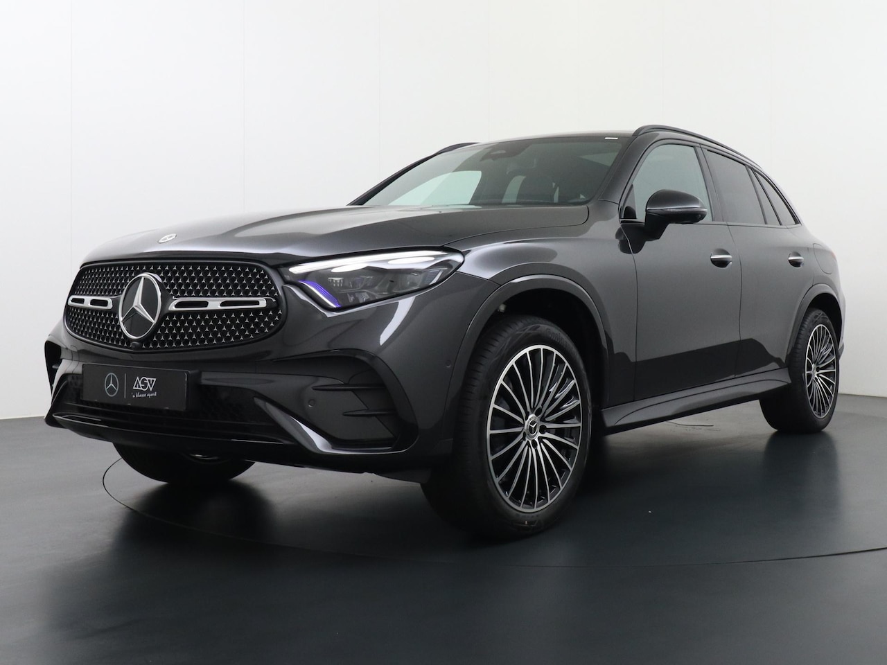 Mercedes-Benz GLC-klasse - 300e 4MATIC Sport Edition | Panorama - Schuifdak | Memorystoelen | Apple Carplay & Android - AutoWereld.nl