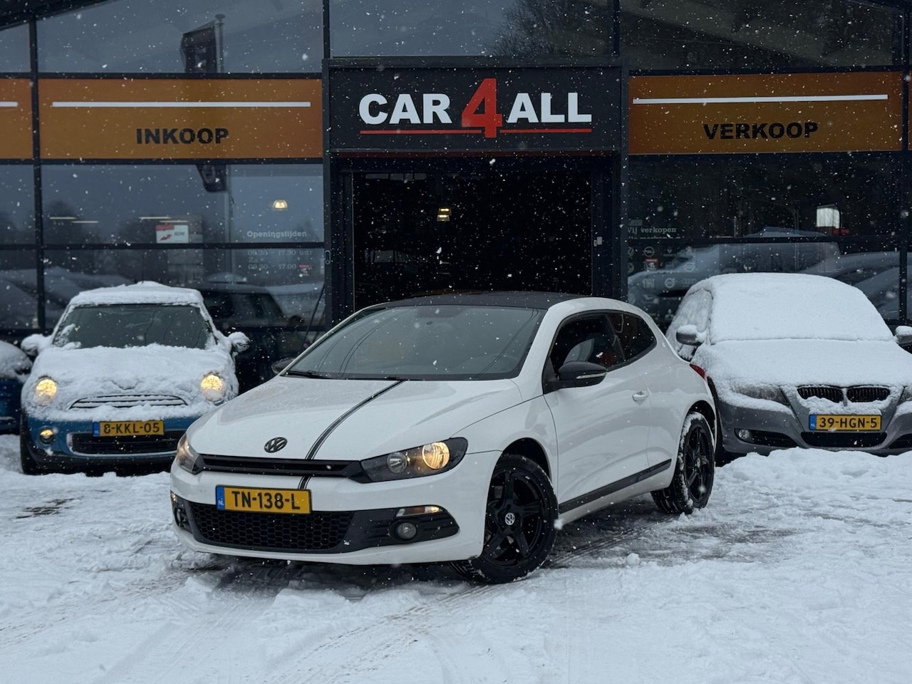 Volkswagen Scirocco - 1.4 TSI Highline CARPLAY/AIRCO/APK 18-9-2026/RIJDT PERFECT - AutoWereld.nl
