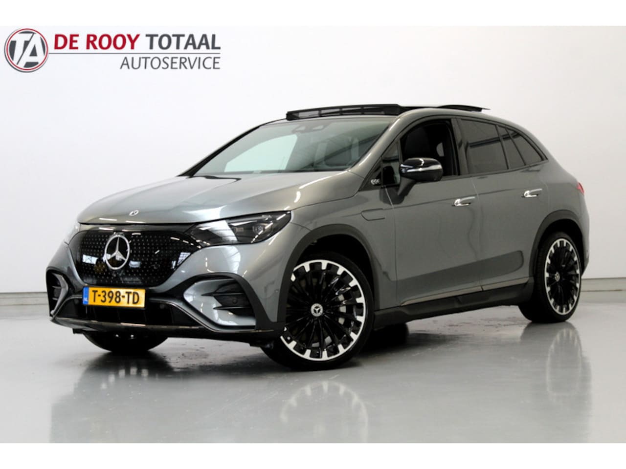 Mercedes-Benz EQE SUV - 350 4Matic AMG Line 91 kWh 350 4Matic AMG Line 91 kWh, PANORAMADAK | ELEC-TREKHAAK | LUCHTVERING | BURMESTER SOUND - AutoWereld.nl