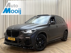 BMW X5 - xDrive45e 395PK *M-Sport* Mat Zwart / Panoramadak / Memory / Adaptive Cruise / Elek. Trekh