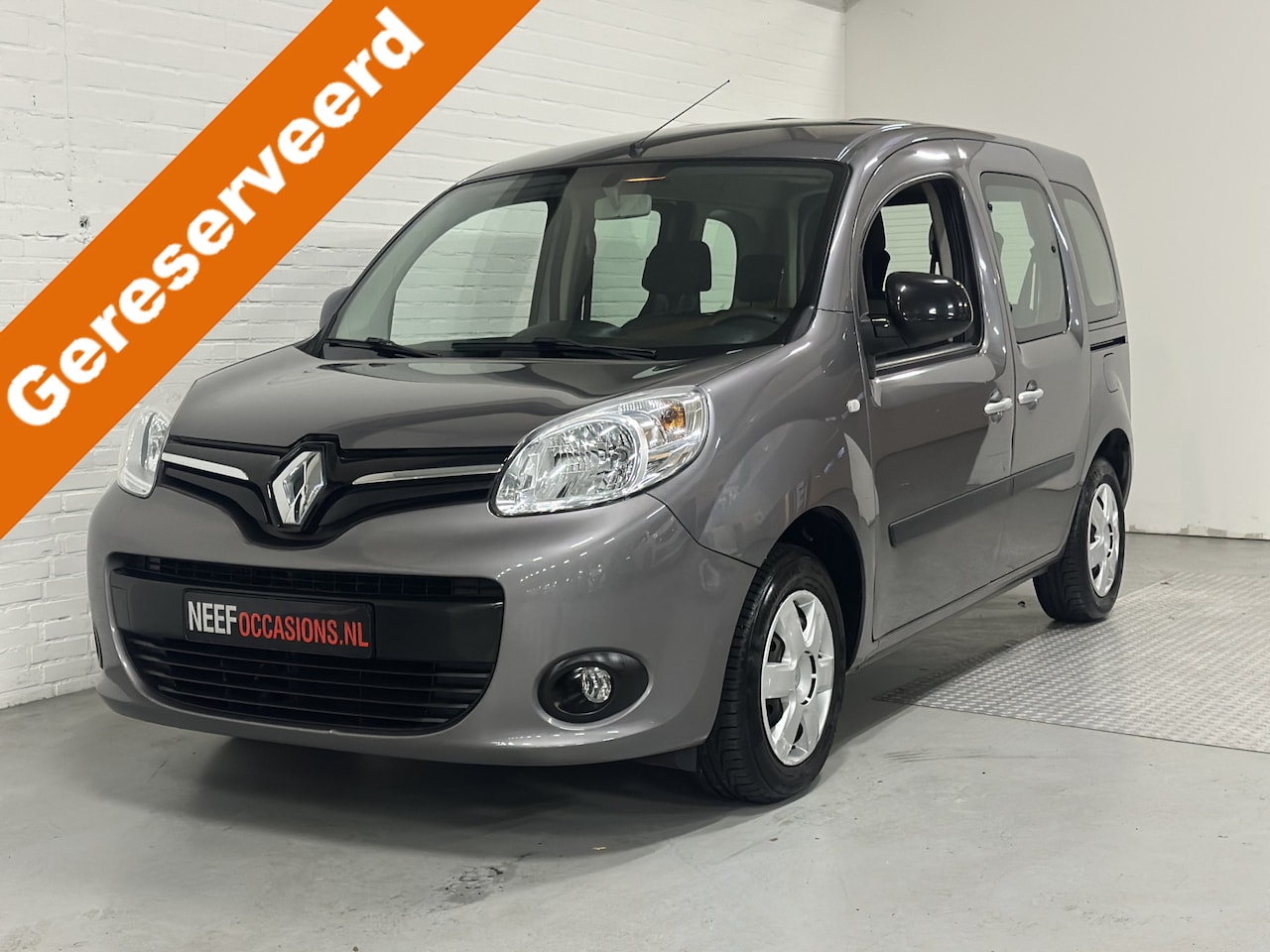 Renault Kangoo Family - 1.2 TCe AIRCO /ELK.PAKKET / BLUETOOTH - AutoWereld.nl