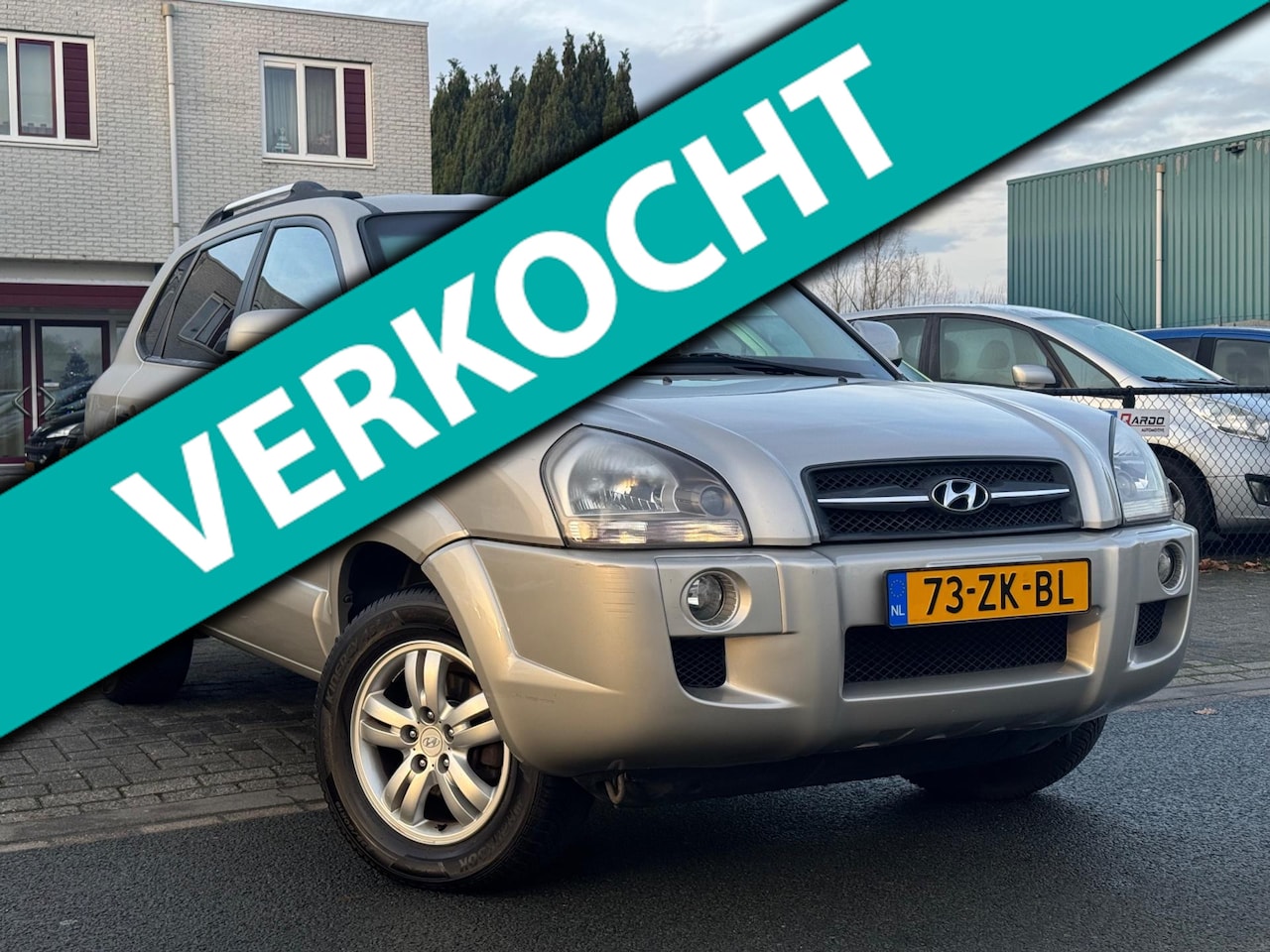 Hyundai Tucson - 2.0i Active Joy/Eerste eigenaar/Zeer mooi - AutoWereld.nl