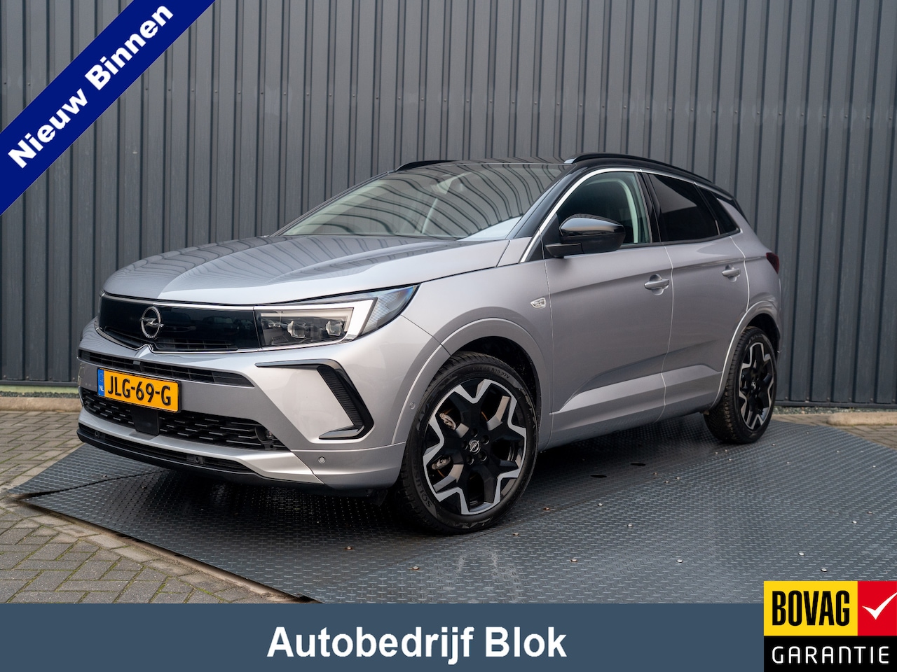 Opel Grandland - 1.2 Turbo 130Pk Ultimate | Led Matrix | Elk A-klep | Keyless | Prijs Rijklaar!! - AutoWereld.nl