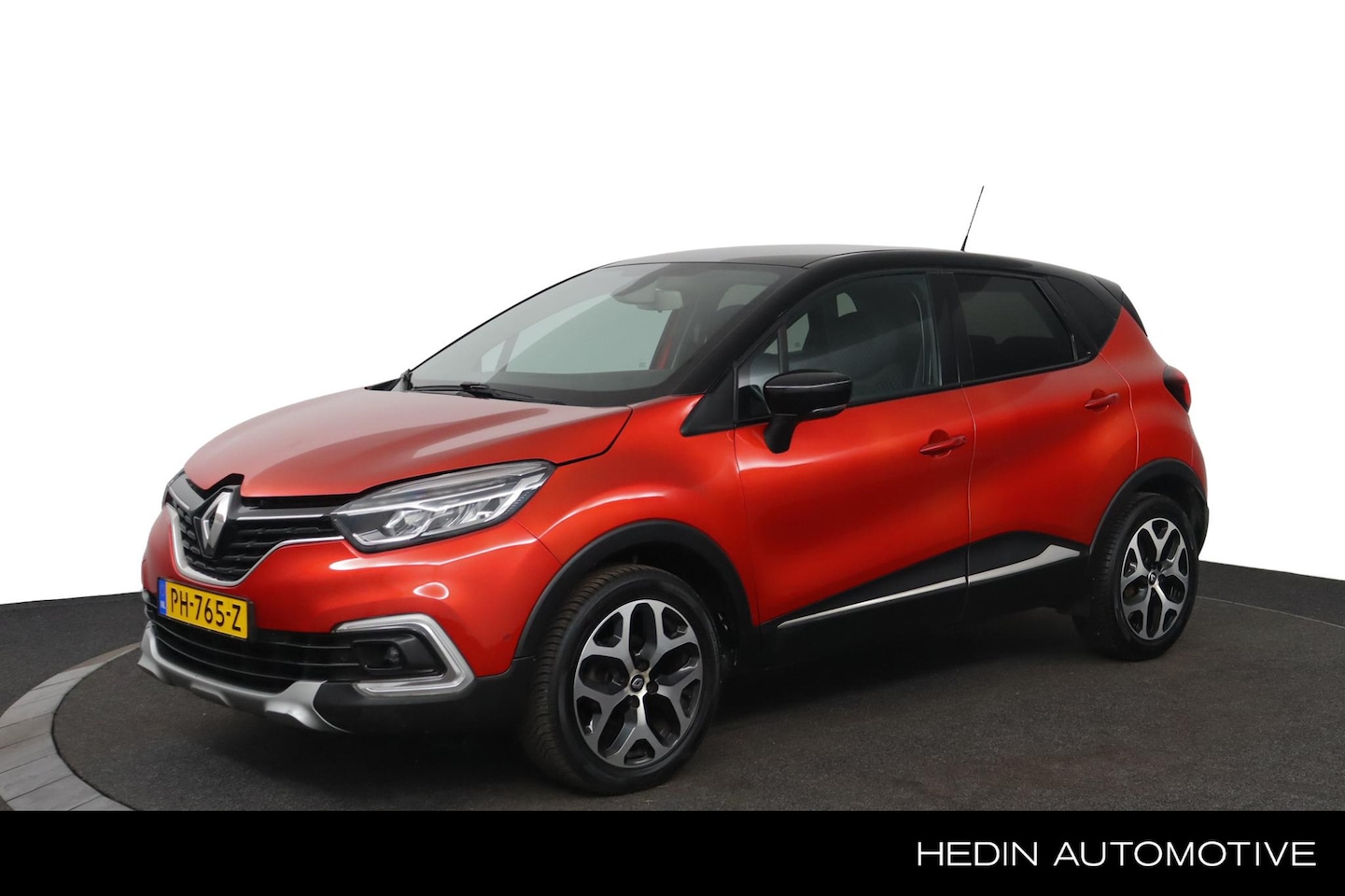 Renault Captur - 0.9 TCe Intens | Trekhaak | Navigatie | Climate Control | Camera | Cruise Control - AutoWereld.nl