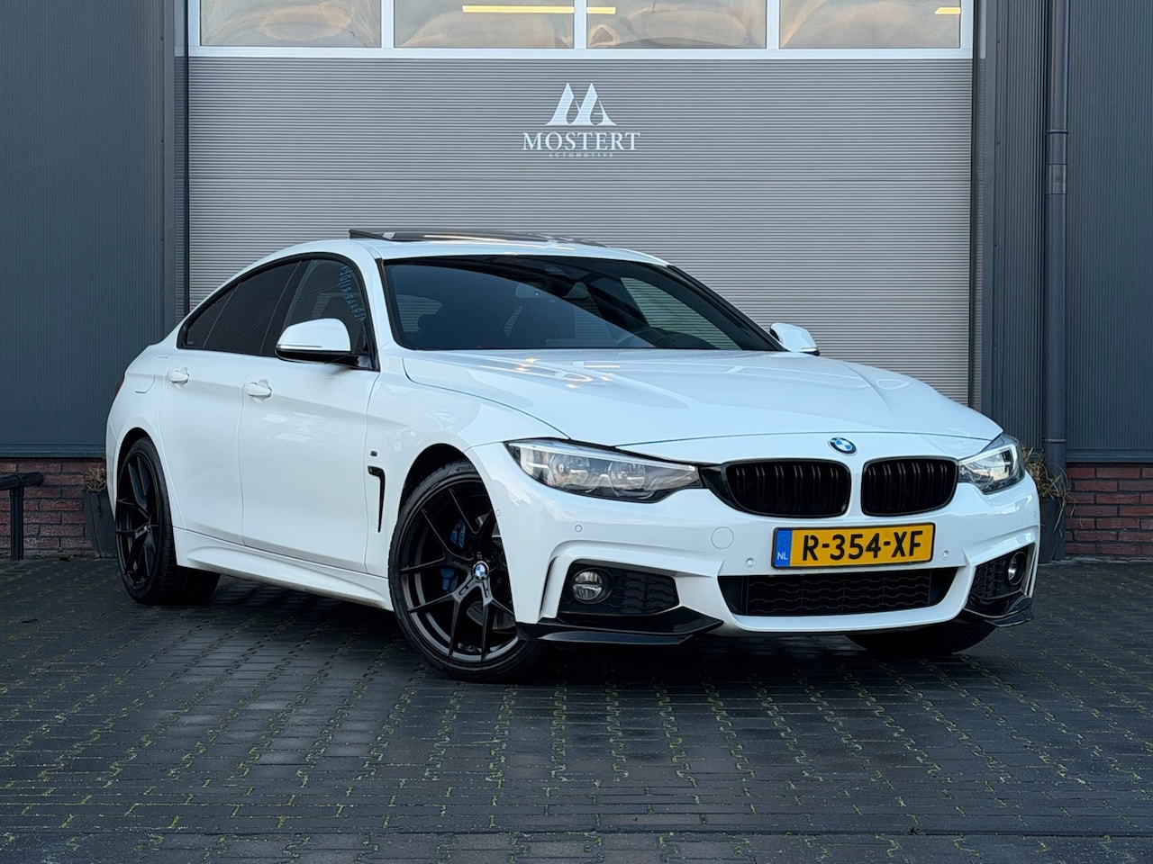 BMW 4-serie Gran Coupé - 420i/184pk High Executive|2018|M-Pakket|BTW|Pano|Dealer|HUD|Trekhaak|Stoelverw.|Camera|Car - AutoWereld.nl