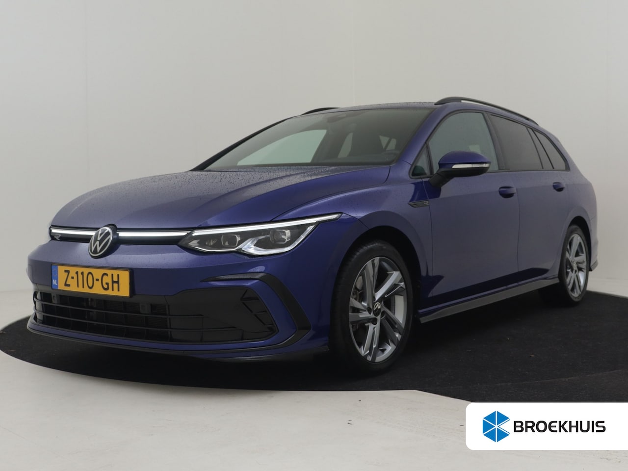 Volkswagen Golf Variant - 1.5 eTSI R-Line Business 150pk DSG/AUTO | Trekhaak | Head up display | Park assist | Camer - AutoWereld.nl