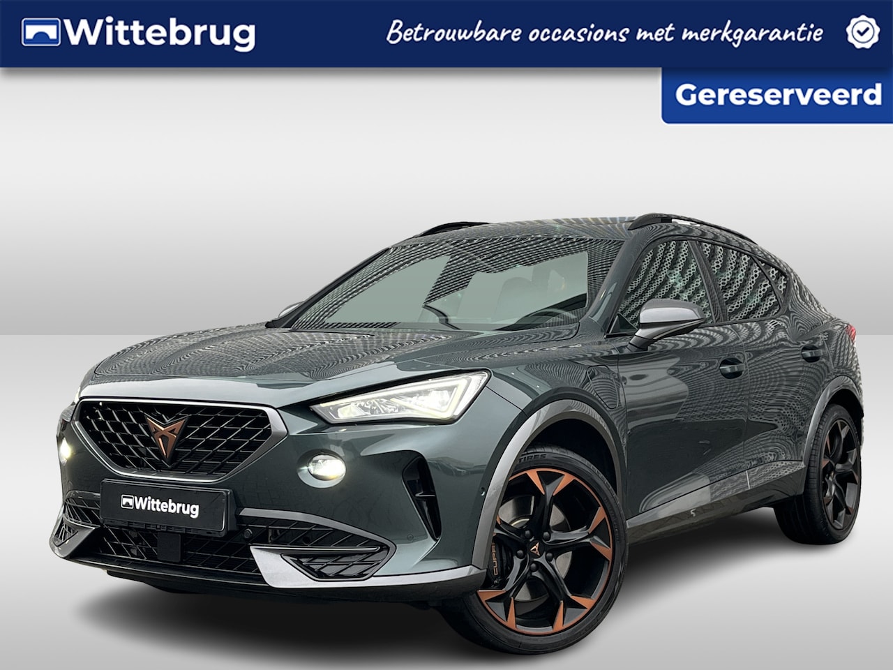 CUPRA Formentor - 1.4 e-Hybrid 245PK VZ Black Edition / Panoramadak / Virtual Cockpit / Lederen Memory Kuips - AutoWereld.nl