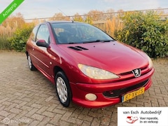 Peugeot 206 - 1.4 Forever I nieuwe apk I goed rijdende auto