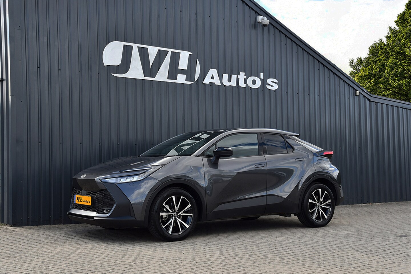 Toyota C-HR - 1.8 Hybrid 140 Dynamic 03-2025 (NwModel) | XXL Navi | PDC | PRG | 18 inch - AutoWereld.nl