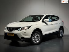 Nissan Qashqai - 1.2 N-Connecta /Clima/Cruise/PDC/Lane/Trekhaak/LMV
