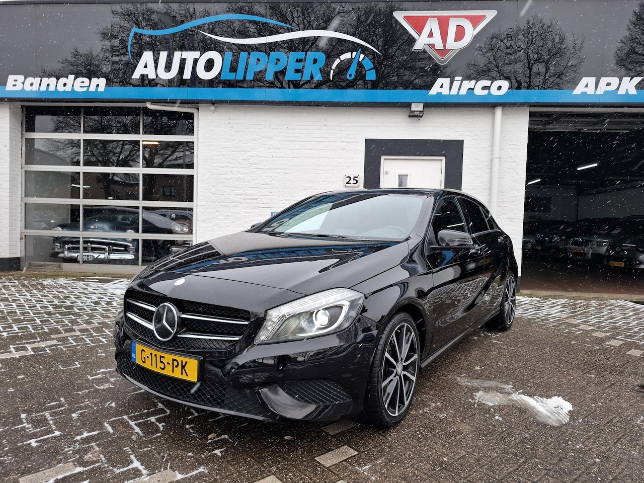 Mercedes-Benz A-klasse - 180 Prestige /Nieuwe apk bij aflevering/5 dr/Lm velgen/Navi/Panoramaraam/Half leder/Trekha - AutoWereld.nl