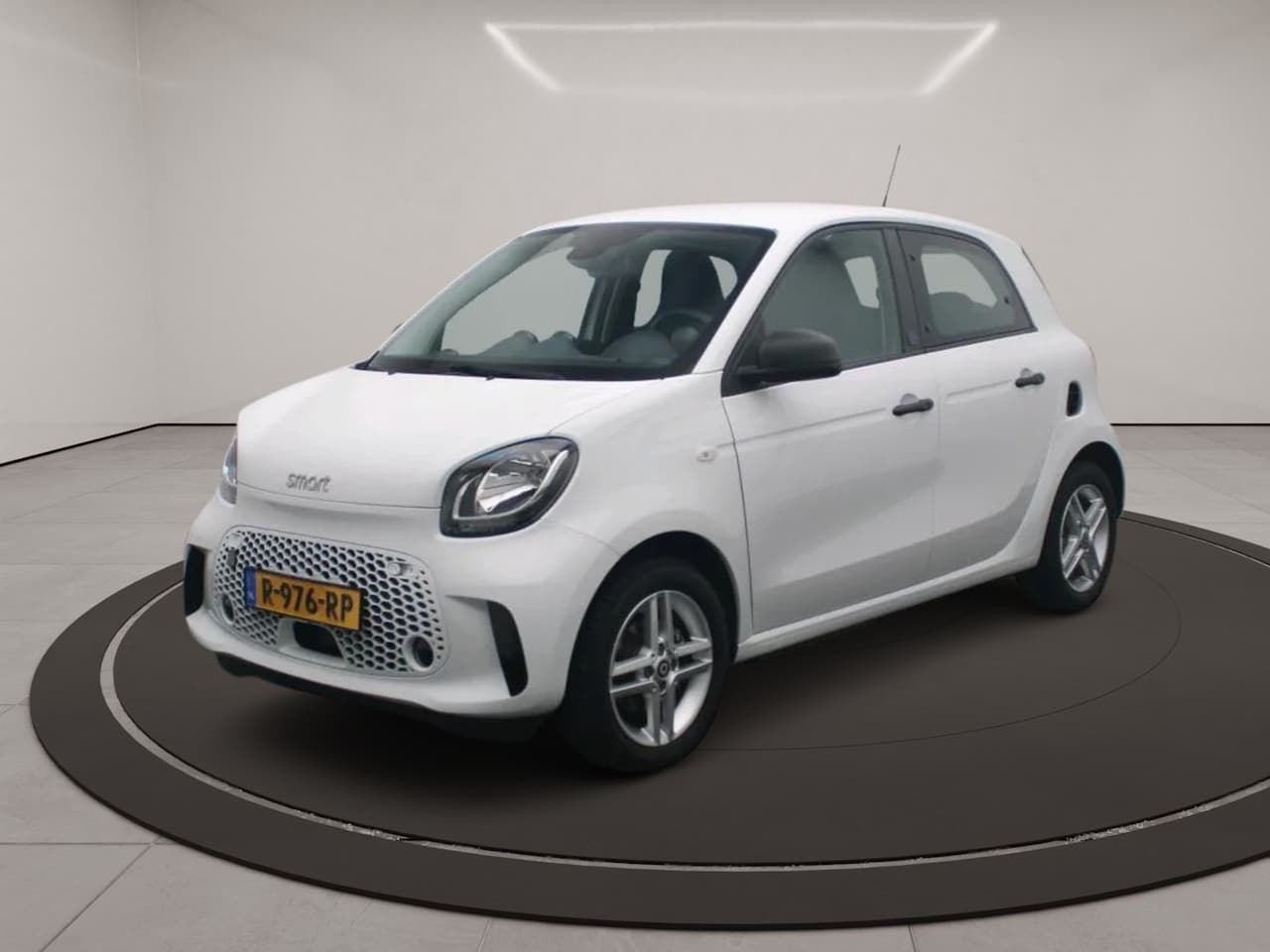 Smart Forfour - EQ 18 kWh Clima Leder Cruisecontr. LED Org. Nederlands - AutoWereld.nl