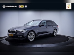 BMW 5-serie Touring - 520iA SPORT-LINE PANO | CARPLAY | STOELVERW | FULL LED | NAVI | CRUISE | PDC V+A | ELEK KL