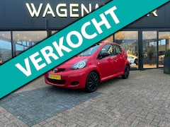 Toyota Aygo - 1.0-12V Access Simpel en zuinige wagen