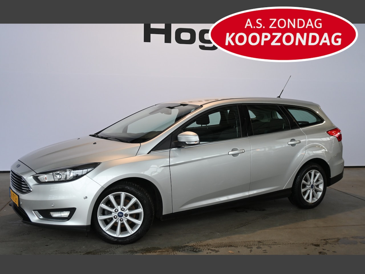 Ford Focus Wagon - 1.0 Titanium Clima Navigatie LED Goed Onderhouden! Inruil Mogelijk! - AutoWereld.nl