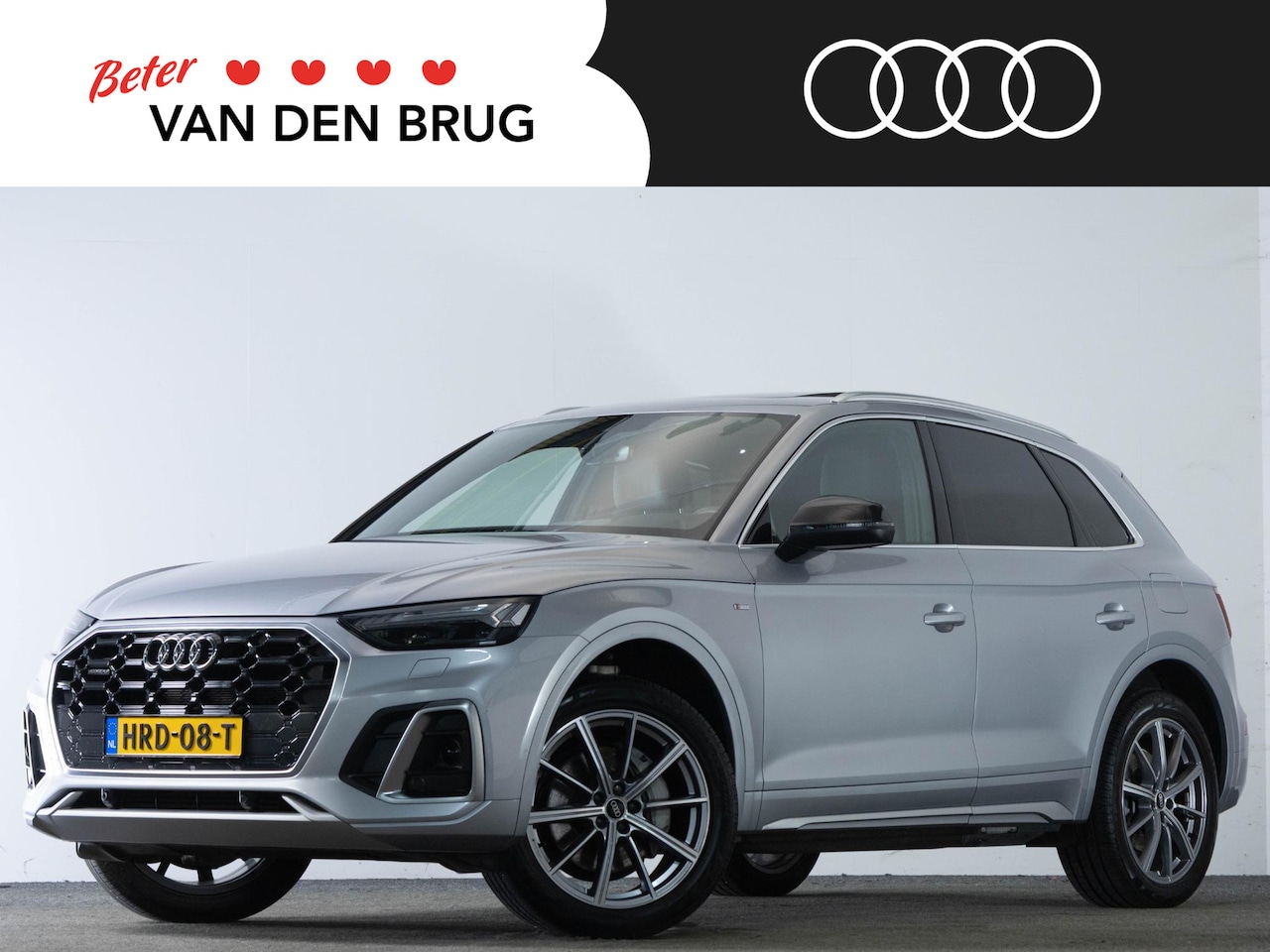 Audi Q5 - S-Line 55 TFSI e 367 PK | Matrix LED | Panoramadak | Trekhaak | Keyless | Achteruitrijcame - AutoWereld.nl