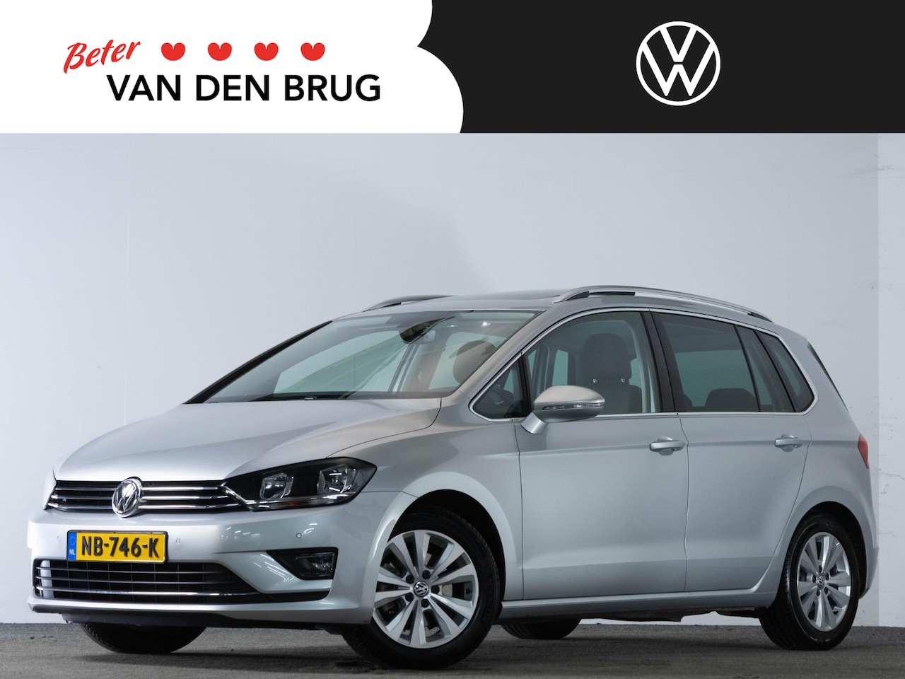 Volkswagen Golf Sportsvan - Highline 1.4 TSI 125 PK DSG AUTOMAAT | Trekhaak | Panoramadak | Achteruitrijcamera | DAB+ - AutoWereld.nl
