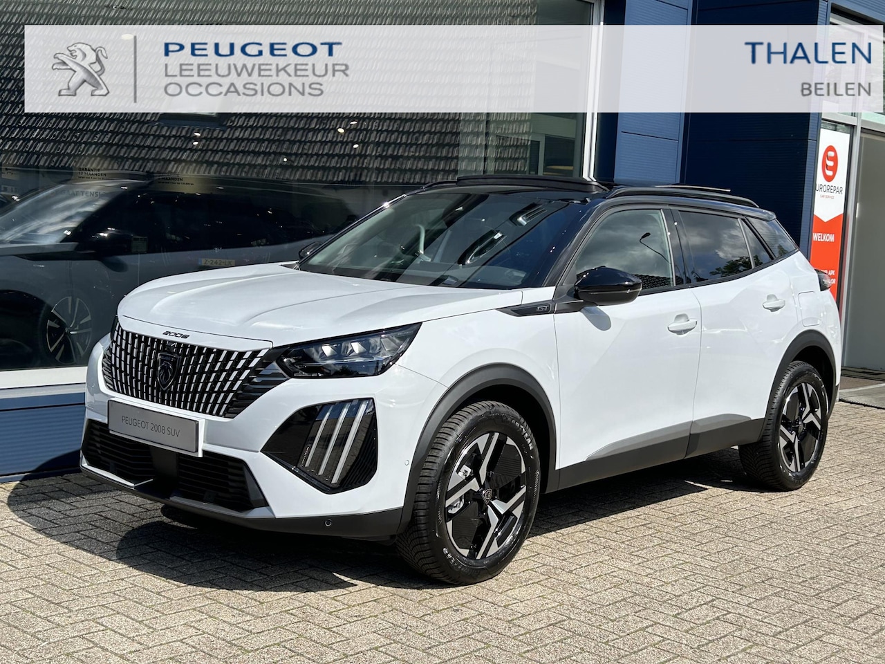 Peugeot 2008 - 1.2 Turbo 130 PK GT Automaat | Panoramadak | Lichtmetaal | Full LED Verlichting | Navigati - AutoWereld.nl