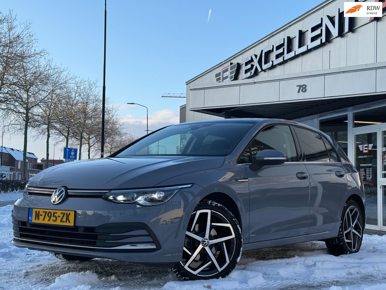 Volkswagen Golf - 1.5 eTSI Style|Keyless| HUD| Camera|ACC - AutoWereld.nl