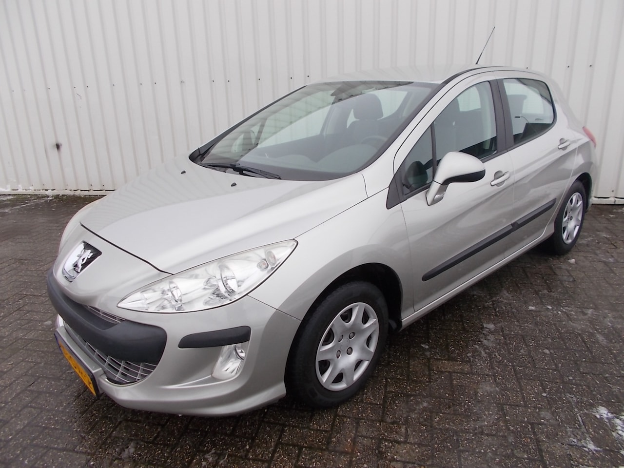 Peugeot 308 - 1.6 VTi XS 1.6 VTi XS ( NW. APK KEURING BIJ VERKOOP ) - AutoWereld.nl