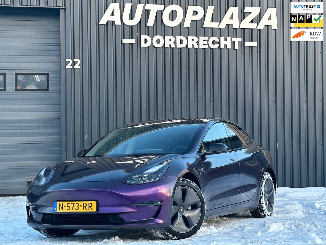 Tesla Model 3 - Long Range RWD Long Range AWD 75 kWh FACELIFT|UNIEKE KLEUR!!! - AutoWereld.nl