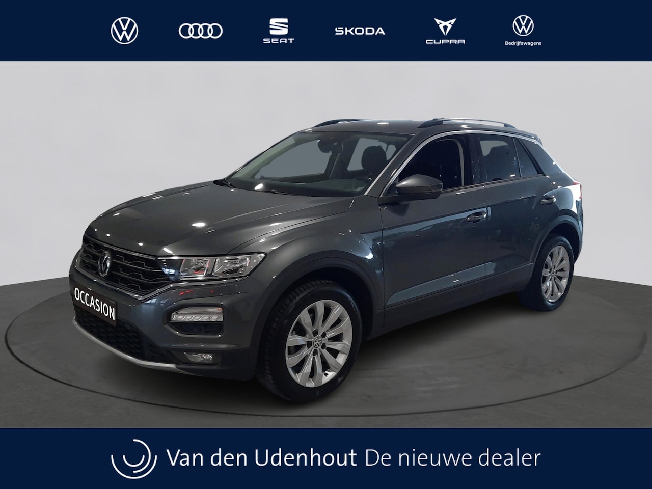 Volkswagen T-Roc - 1.0 TSI Style Executive | Navi | Privacy Glass | 17" velgen | Trekhaak | - AutoWereld.nl