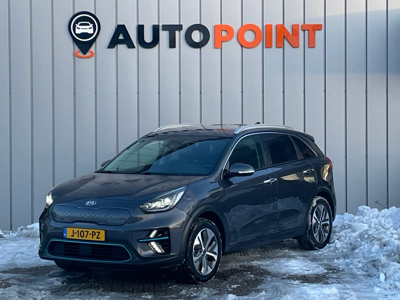 Kia e-Niro - ExecutiveLine 64 kWh TREKHAAK DEALER OND - AutoWereld.nl