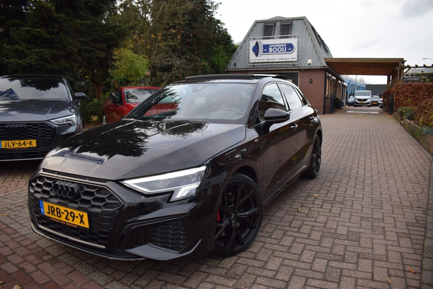 Audi A3 - 45 TFSI e AUTOM/ADAP CRUISE/PANO DAK/LEDER/NAVI/MATRIX LED/AIRCO ECC/PDC V+A/BLUETOOTH/KEY - AutoWereld.nl