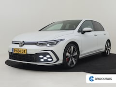 Volkswagen Golf - 1.4 eHybrid GTE 245pk | Matrix koplampen | Dodehoekdectie | Head up display | Led mislampe