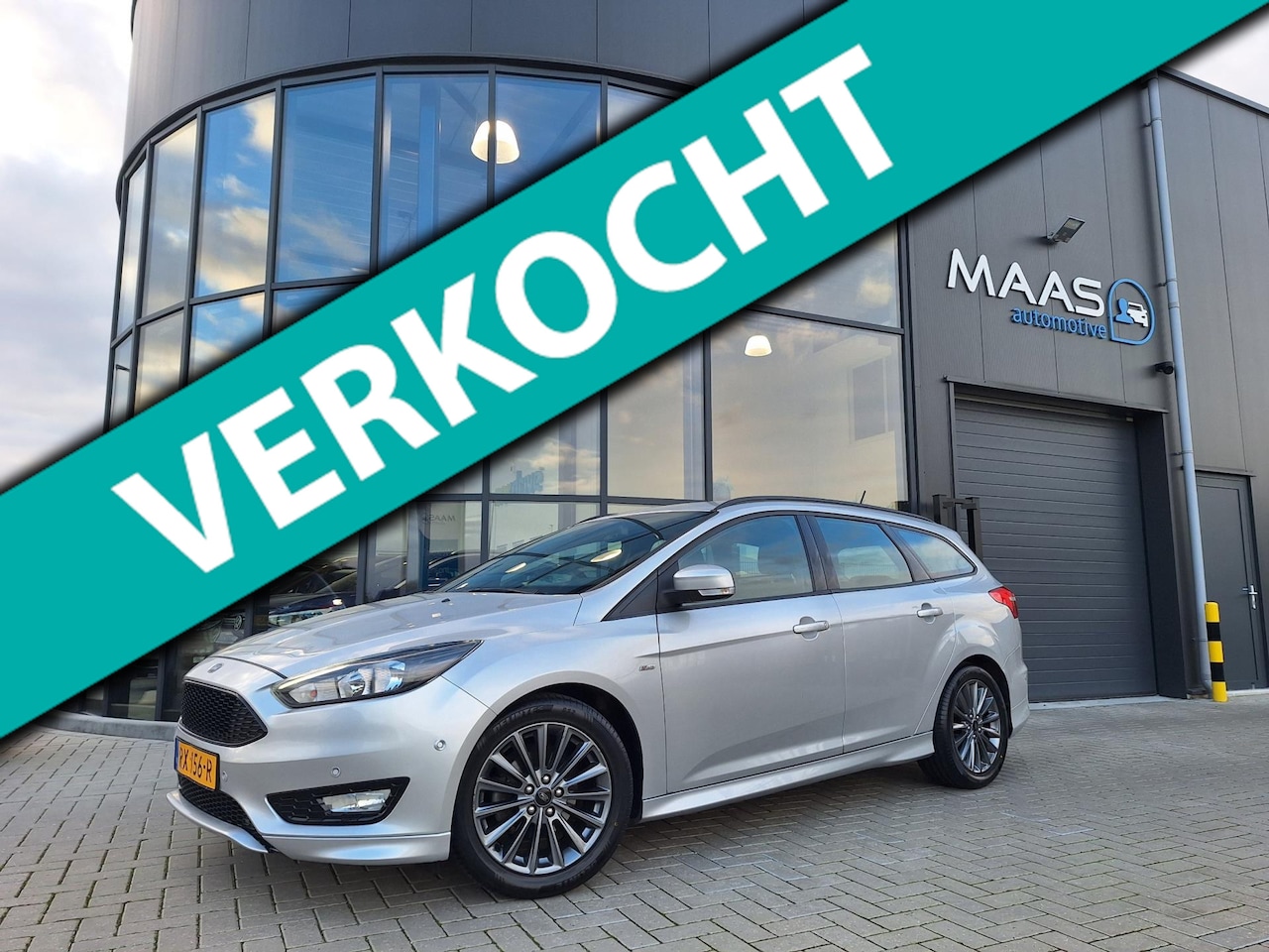 Ford Focus Wagon - 1.0 ST-Line DEALER ONDERHOUDEN - AutoWereld.nl