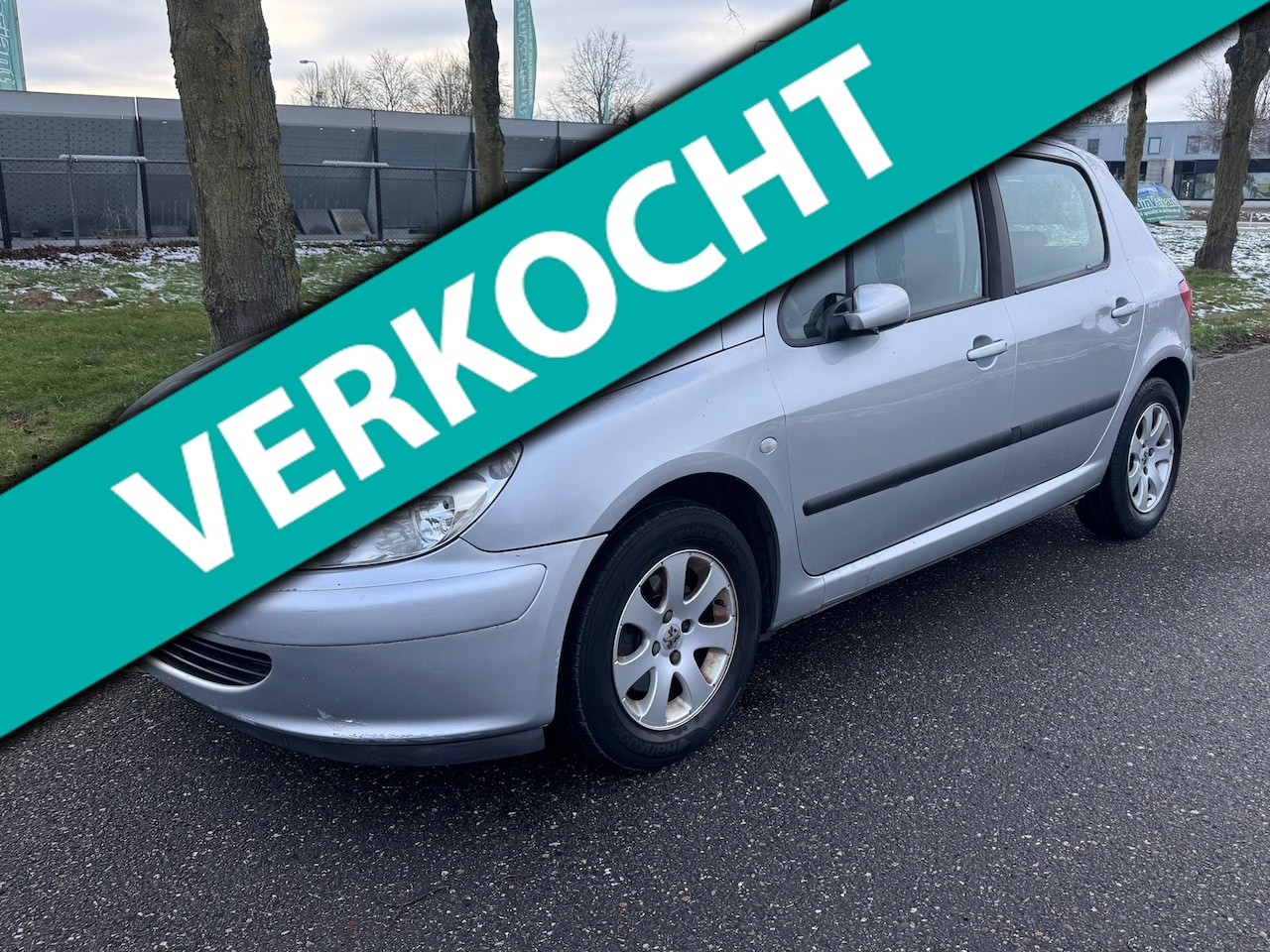 Peugeot 307 - 1.6-16V XS Pack AUTOMAAT 5 DEURS! Airco ECC l Cruise l Elek pakket l LM velgen INRUIL KOOP - AutoWereld.nl