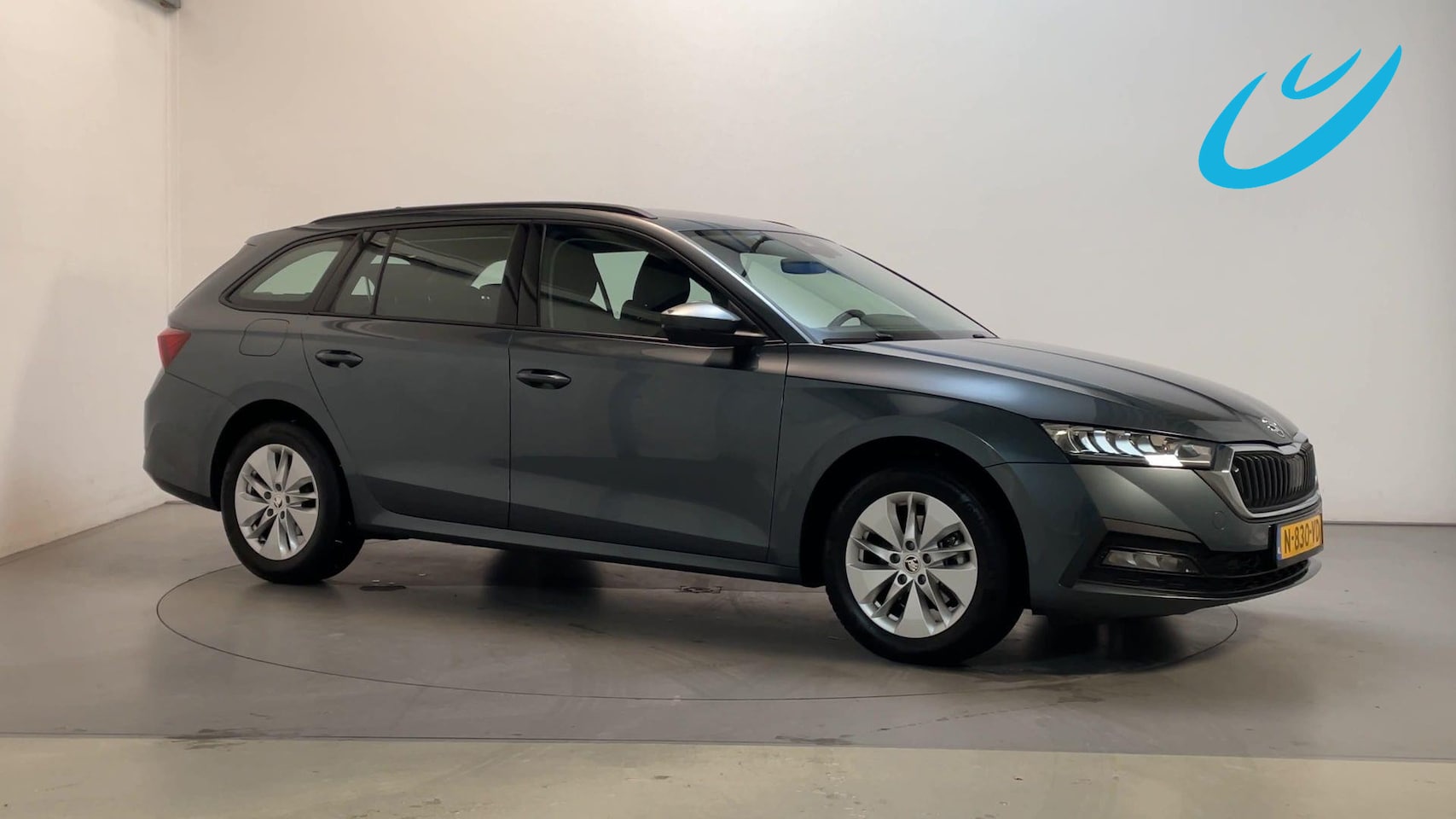 Skoda Octavia Combi - 1.0 e-TSI DSG Business Edition Virtual Cockpit Parkeersensoren Navigatie - AutoWereld.nl