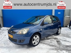 Ford Fiesta - 1.3-8V Futura XL. Airco + Parkeersensoren achter