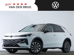 Volkswagen T-Roc - Life First Edition 1.5 eTSI 116 PK | Trekhaak | Stuur & Stoelverwarming | Achteruitrijcame